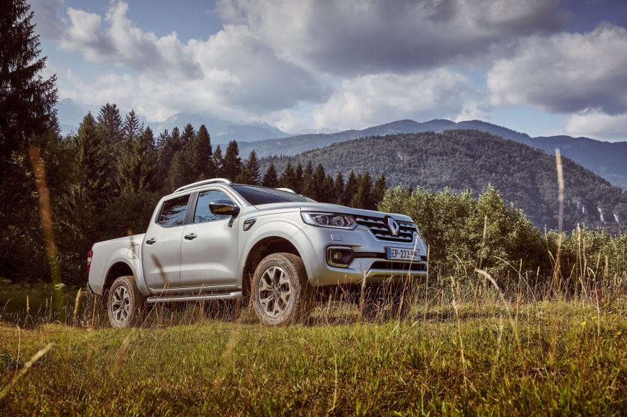  Renault Alaskan 2017 года  (WW) (фото 27 из 141)